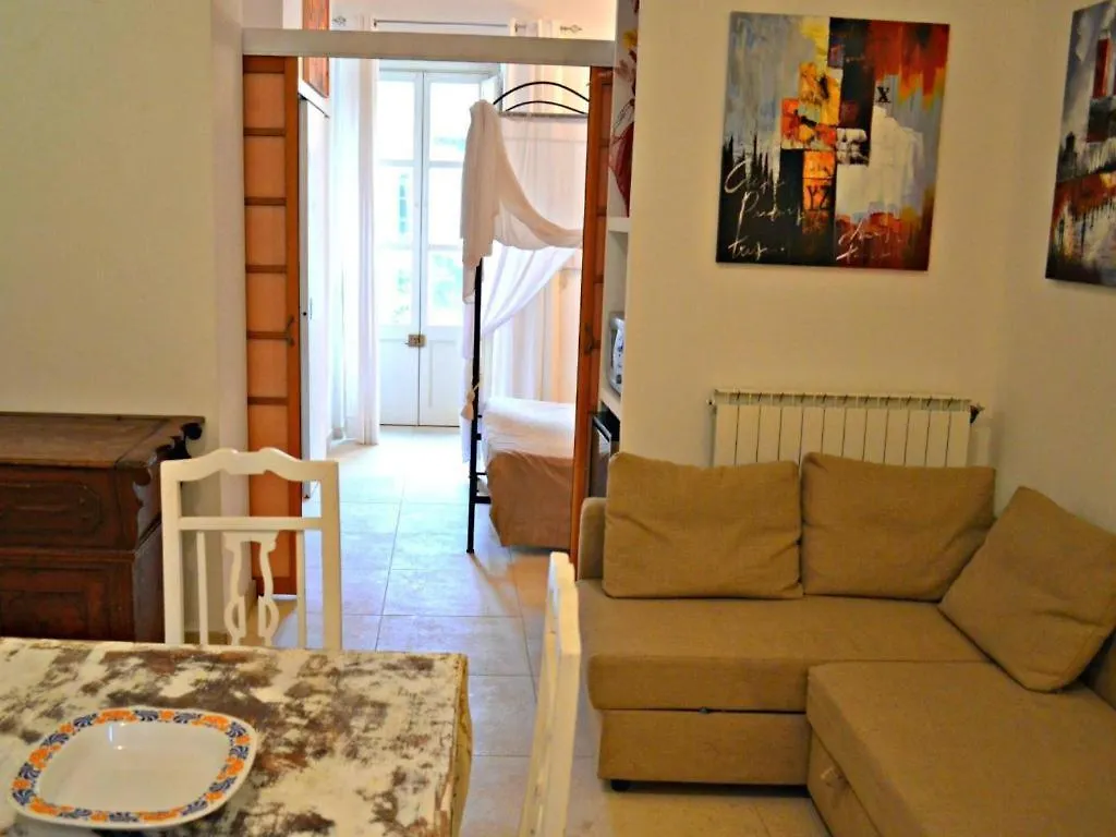 Home Castrofilippo Palermo